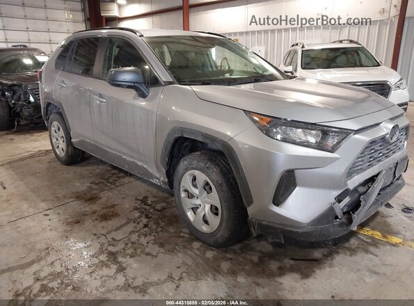 JTMF1RFV1MD078669 2021 TOYOTA LE Silver Передня права чверть
