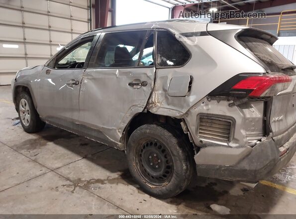 JTMF1RFV1MD078669 2021 TOYOTA LE Silver Вид спереду