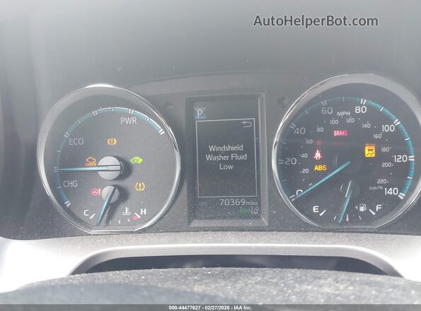 JTMJJREV5JD169337 2018 TOYOTA RAV4 HYBRID Silver Widok tylnych siedzeń