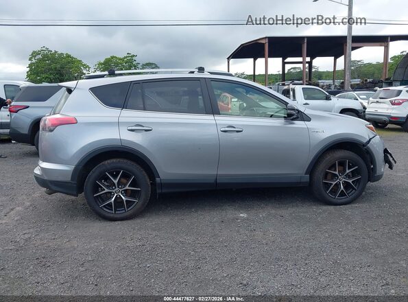 JTMJJREV5JD169337 2018 TOYOTA RAV4 HYBRID Silver Widok wnętrza z tyłu