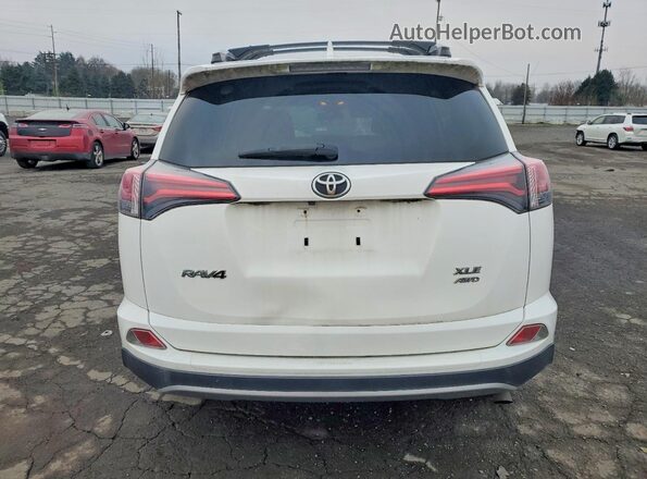 JTMRFREVXJJ718732 2018 TOYOTA RAV4 White Vista trasera