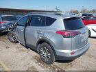 2018 Toyota Rav4 Le Silver vin: JTMZFREV5JJ185415