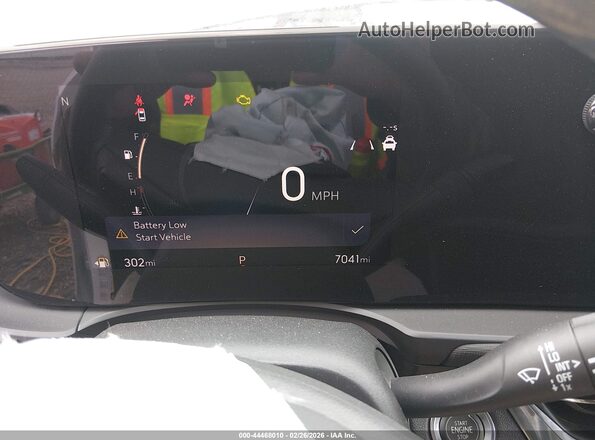 KL47LAEP7TB060474 2026 BUICK OTHER White Widok tylnych siedzeń