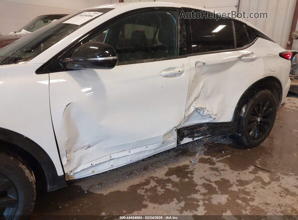 KL47LBE24RB106975 2024 BUICK OTHER White Vista frontal