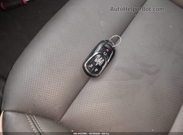 KL47LCE28RB157188 2024 BUICK OTHER Silver Widok deski rozdzielczej