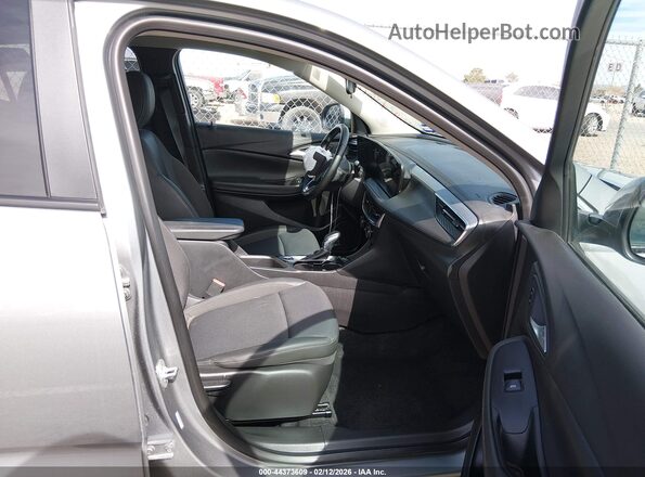 KL4AMBSP3SB057860 2025 BUICK ENCORE Серебряный Вид салона спереди