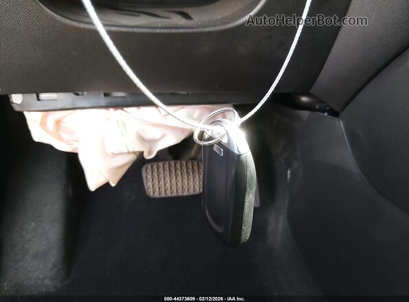 KL4AMBSP3SB057860 2025 BUICK ENCORE Серебряный Вид панели приборов