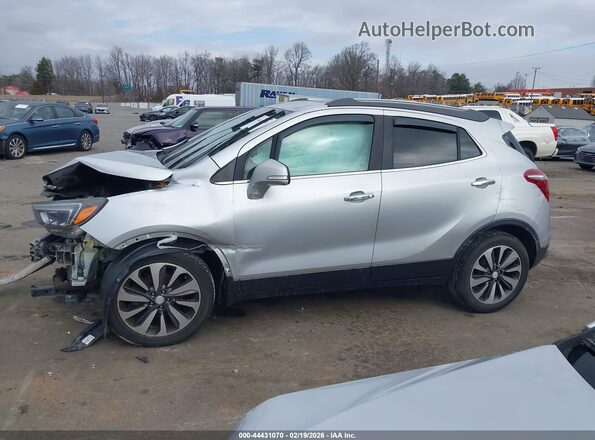 KL4CJCSB9JB557662 2018 BUICK ENCORE Silver 