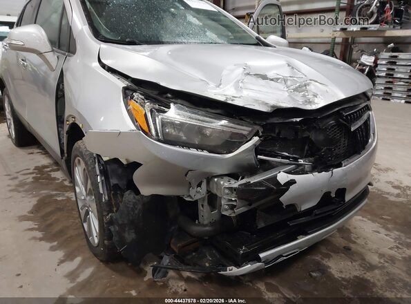 KL4CJESB1JB640353 2018 BUICK ENCORE Серебряный Вид спереди