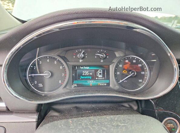 KL4CJGSBXJB627922 2018 BUICK ENCORE Silver Vista del cuadro de instrumentos