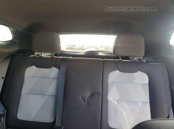 KL77LGE25RC184790 2024 CHEVROLET TRAX Серебряный Вид задних сидений