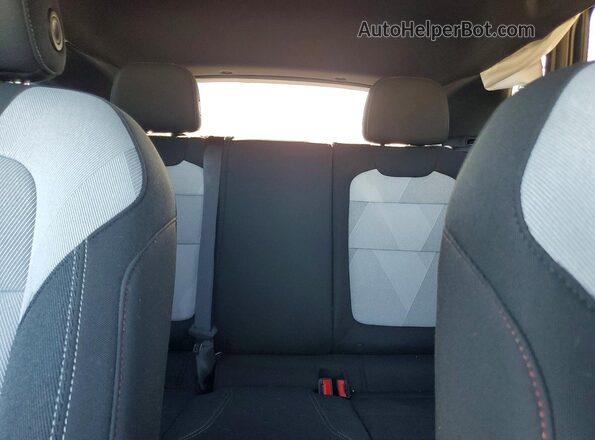 KL77LGEP0TC017823 2026 CHEVROLET TRAX Black Widok tylnych siedzeń