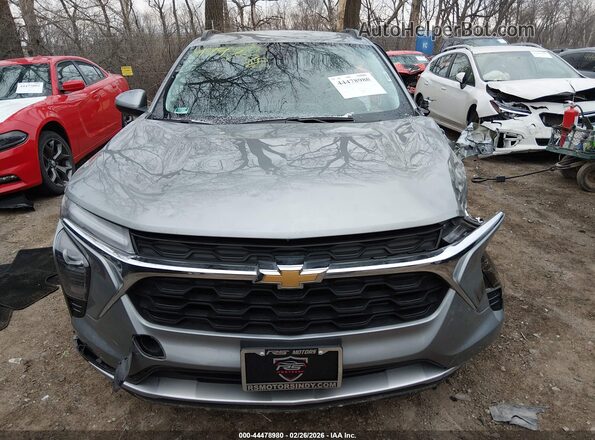KL77LHE29RC236038 2024 CHEVROLET TRAX Silver Widok zestawu wskaźników