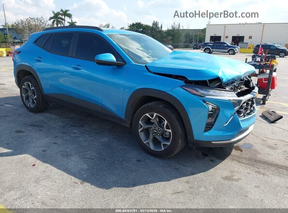KL77LHEP1SC196006 2025 CHEVROLET TRAX Синий Передняя правая четверть