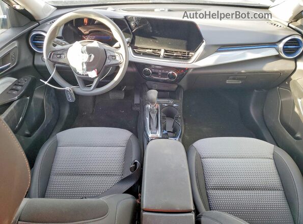 KL77LHEP3SC118715 2025 CHEVROLET TRAX Black Vista del salpicadero