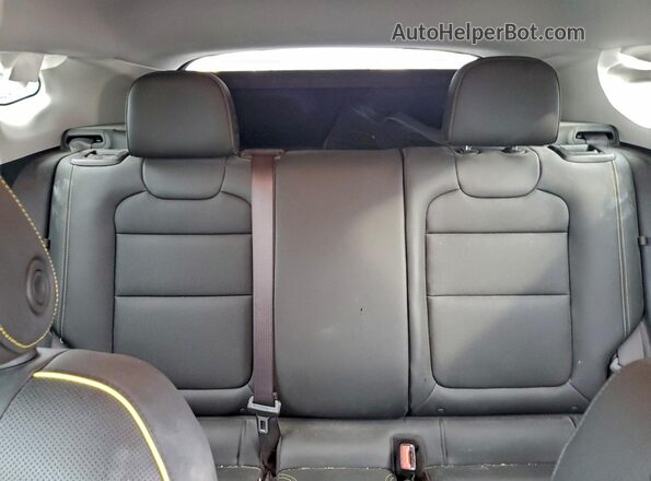 KL77LKE2XRC058024 2024 CHEVROLET TRAX Black Widok tylnych siedzeń