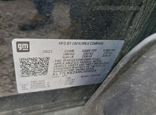 KL77LKE2XRC058024 2024 CHEVROLET TRAX Black Widok naklejki z numerem VIN