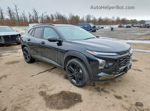 KL77LKEP8TC003185 2026 CHEVROLET TRAX Черный Передняя правая четверть