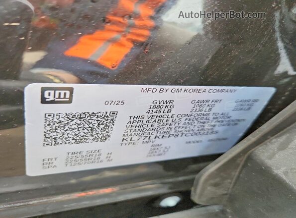 KL77LKEP8TC003185 2026 CHEVROLET TRAX Черный Вид наклейки с VIN-кодом