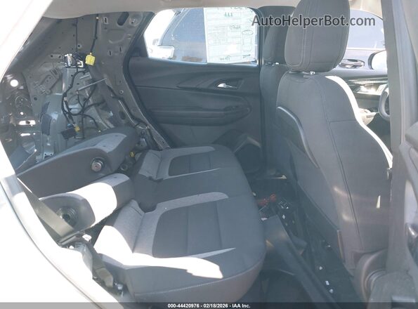 KL79MMSL2RB051153 2024 CHEVROLET TRAILBLAZER Gray VIN sticker view