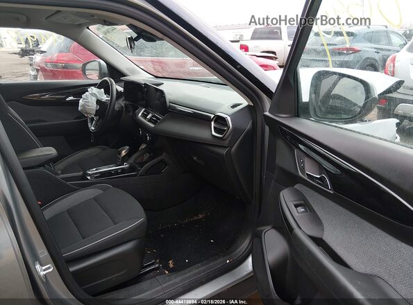 KL79MPSL0RB218238 2024 CHEVROLET TRAILBLAZER Серый Вид салона спереди