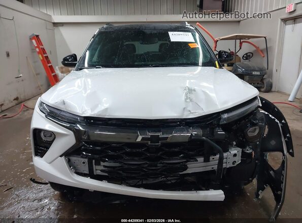KL79MUSL4SB162695 2025 CHEVROLET TRAILBLAZER Белый Вид задней части салона