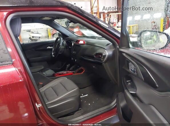 KL79MUSL7NB052311 2022 CHEVROLET TRAILBLAZER Red წინა სალონის ხედი