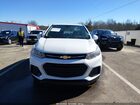 2017 Chevrolet Trax Ls Белый vin: KL7CJKSB4HB105352