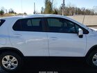 2017 Chevrolet Trax Ls Белый vin: KL7CJKSB4HB105352