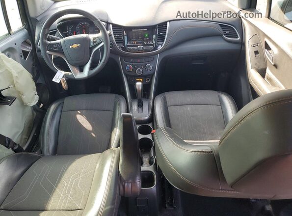 KL7CJLSB0MB342386 2021 CHEVROLET TRAX Серебряный Вид панели приборов