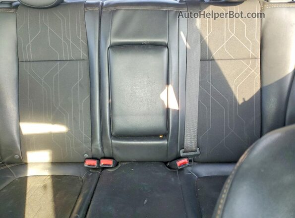 KL7CJLSB1KB875358 2019 CHEVROLET TRAX Silver Rear seats view