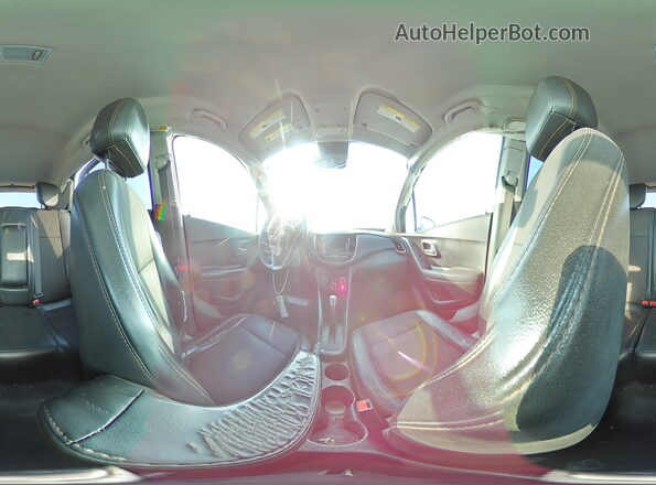 KL7CJLSB1KB875358 2019 CHEVROLET TRAX Silver 360 interior view