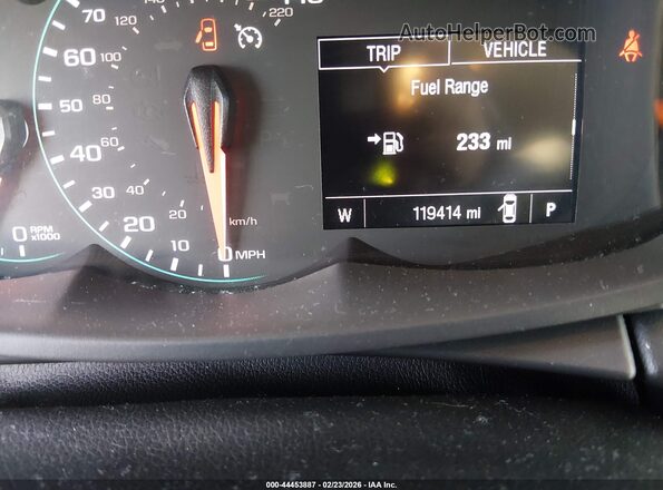 KL7CJLSB3JB698472 2018 CHEVROLET TRAX Серебряный 