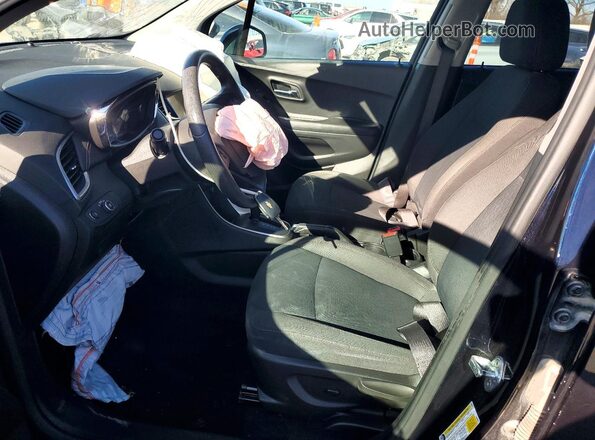 KL7CJNSM1NB509773 2022 CHEVROLET TRAX Черный Вид салона спереди