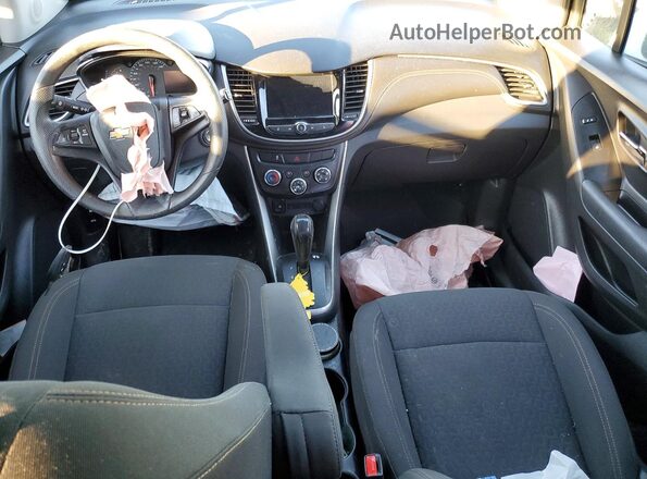 KL7CJNSM3MB361270 2021 CHEVROLET TRAX Белый Вид панели приборов