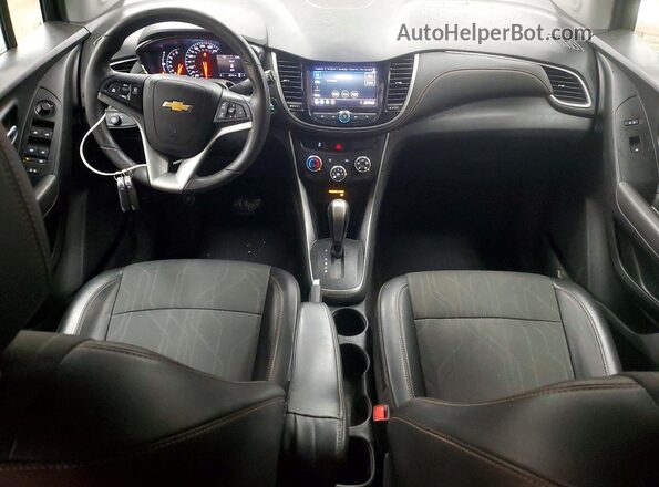 KL7CJPSB2KB895707 2019 CHEVROLET TRAX White Vista del salpicadero