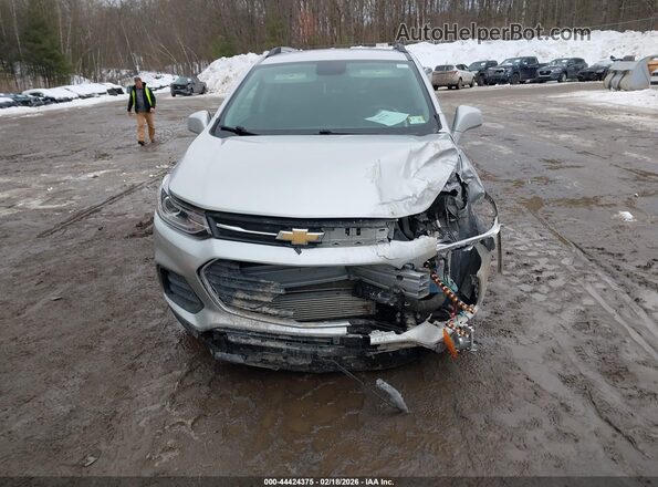 KL7CJPSB2LB007362 2020 CHEVROLET TRAX Серебряный Вид щитка приборов