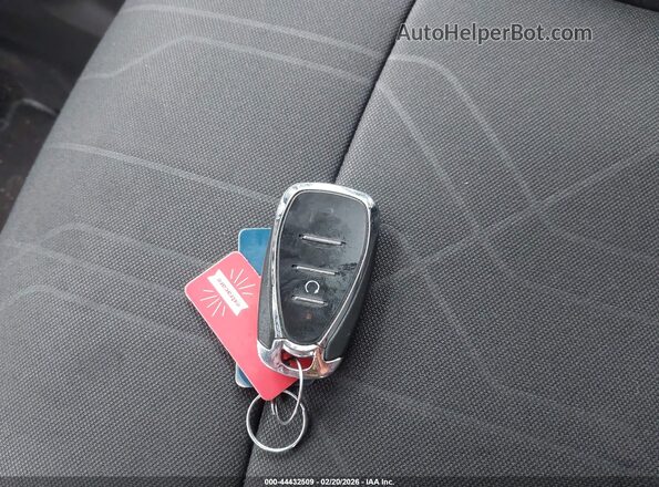 KL7CJPSB4KB936614 2019 CHEVROLET TRAX Gray Вид панелі приладів
