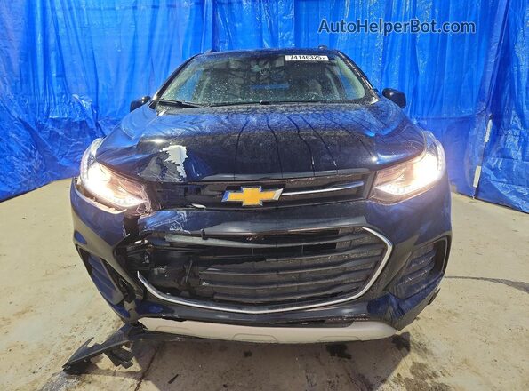 KL7CJPSM0NB523949 2022 CHEVROLET TRAX Черный Вид спереди