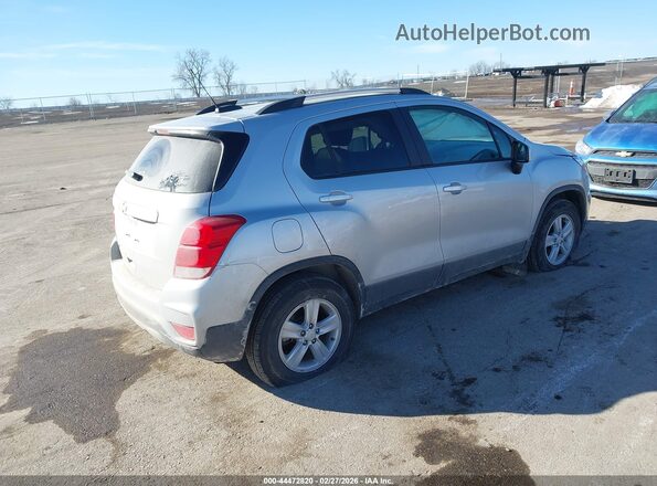 KL7CJPSM4NB518608 2022 CHEVROLET TRAX Серебряный Задняя правая четверть