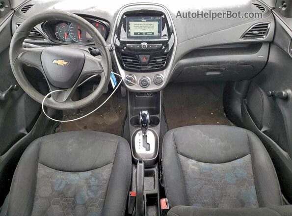 KL8CB6SAXGC649337 2016 CHEVROLET SPARK Белый Вид панели приборов