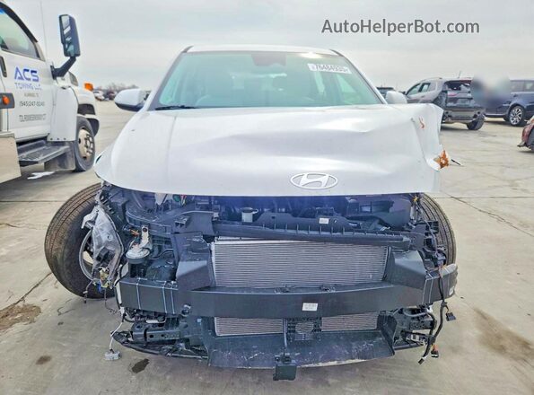 KM8HA3AB6TU371643 2026 HYUNDAI KONA Белый Вид спереди