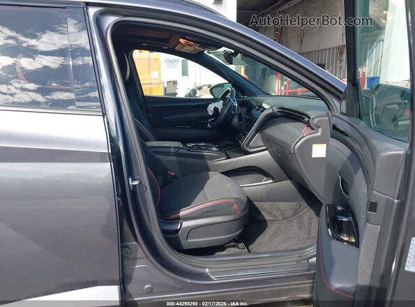 KM8JFCD16RU170372 2024 HYUNDAI TUCSON HYBRID Серый Вид салона спереди