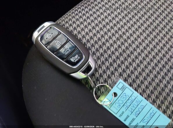 KM8K22AA9LU477489 2020 HYUNDAI KONA Зеленый Вид панели приборов