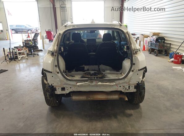 KM8K6CAB0NU874742 2022 HYUNDAI KONA Белый Вид спереди