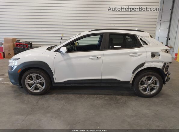 KM8K6CAB0NU874742 2022 HYUNDAI KONA Белый 