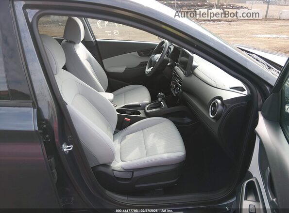 KM8K6CAB0PU939950 2023 HYUNDAI KONA Gray Widok wnętrza z przodu