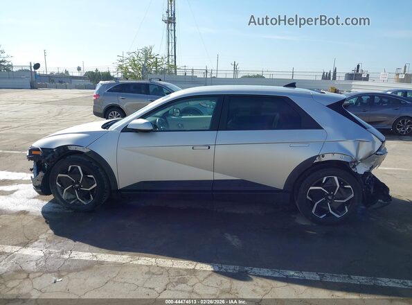 KM8KN4AE2PU145292 2023 HYUNDAI IONIQ 5 Silver Widok wnętrza 360 stopni
