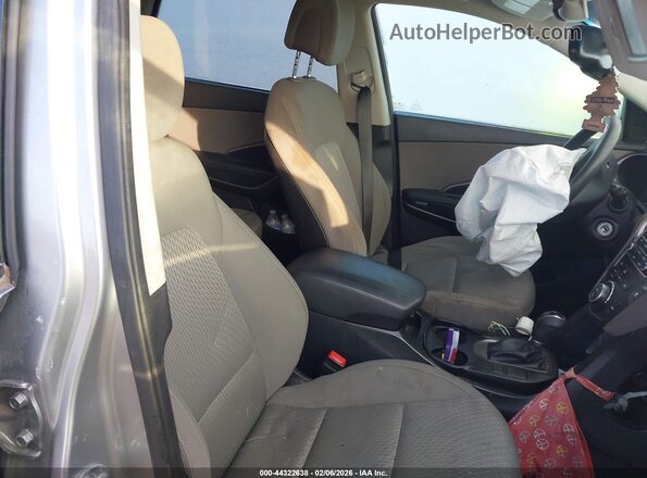 KM8SMDHFXKU305669 2019 HYUNDAI SANTA FE XL Серебряный Вид салона спереди