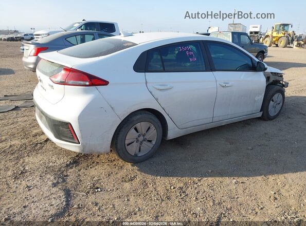 KMHC65LC5HU037348 2017 HYUNDAI IONIQ HYBRID Белый Задняя правая четверть